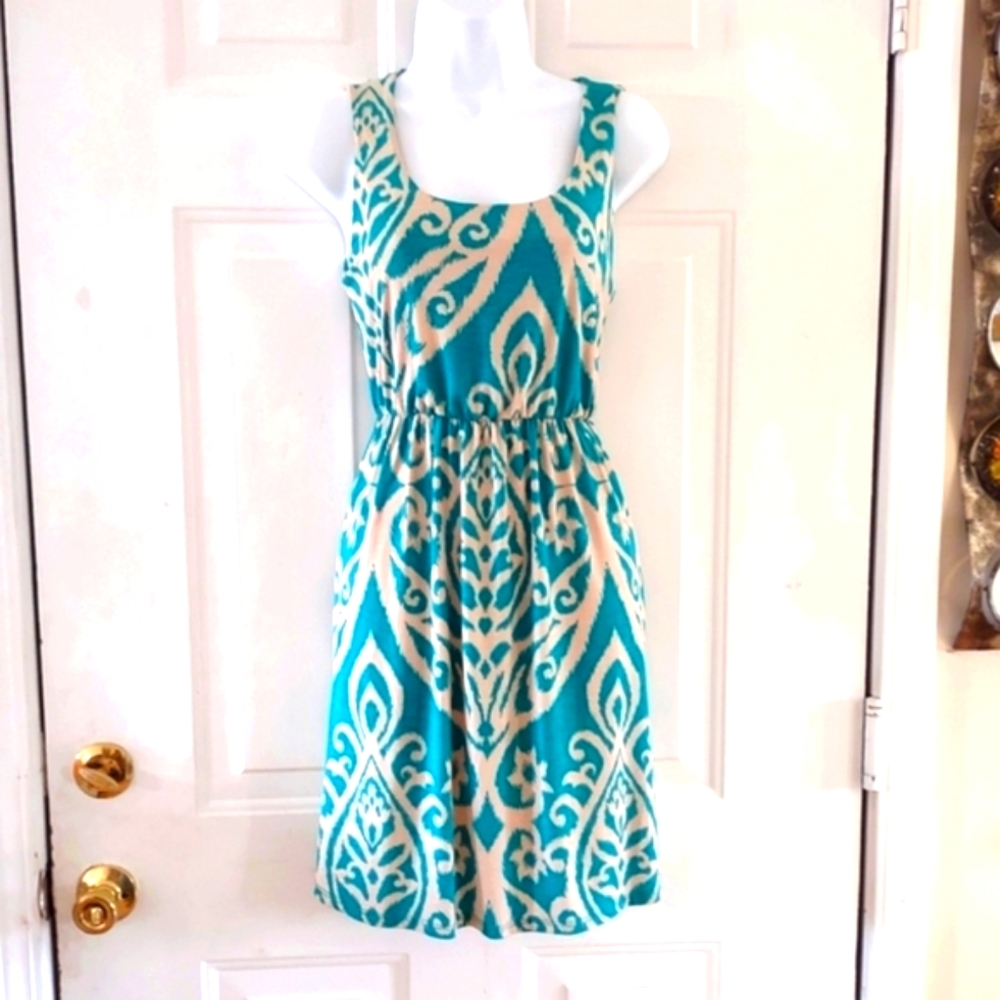 Pink Lily Green/Tan Print  Sleeveless Mini Dress. Size M